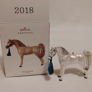 2018 HALLMARK Keepsake Ornament DREAM HORSE Arabian BNIP RETIRED Ornament
